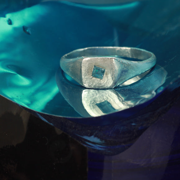topaz signet - size 13