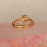 Oval diamond ring