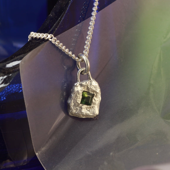 green sapphire pendant