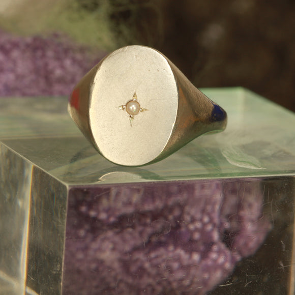 big little pearl signet - Size 9.5