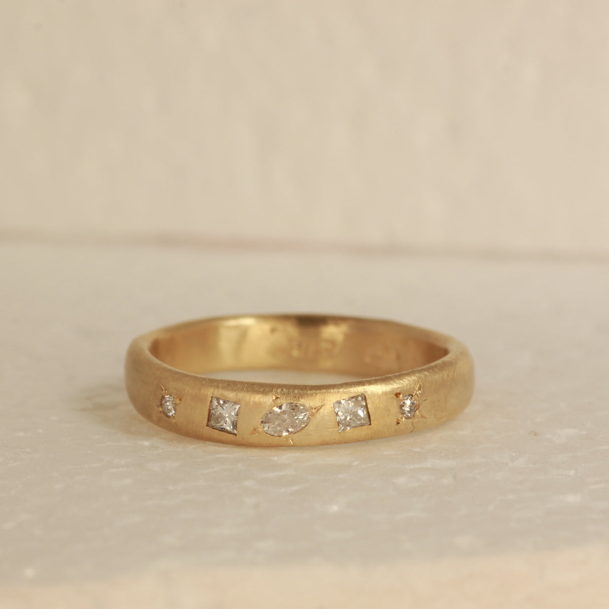 Diamond placement ring – bonus prize