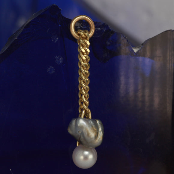 clown pearl stud earring