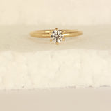 solitare diamond ring - Size