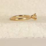 solitare diamond ring - Size