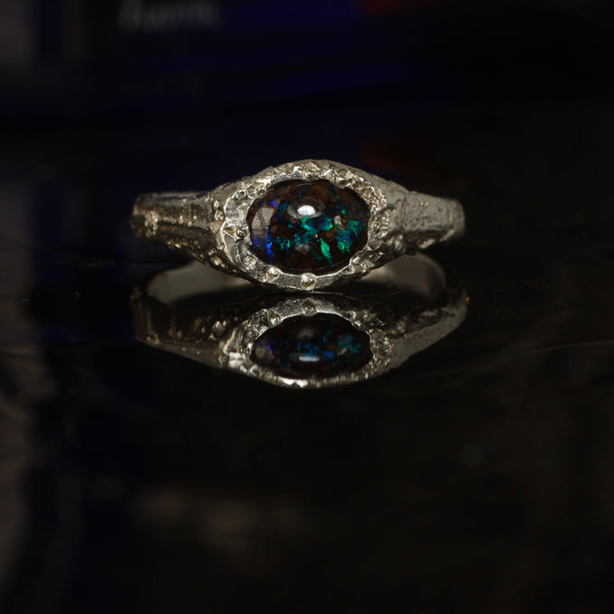 ogreen and blue boulder opal ring size - 7 / O