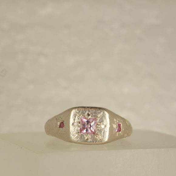 Pink sapphire rough ring - Size 6.25/M