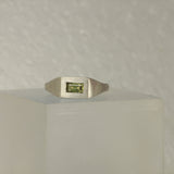 green sapphire signet - Size 7/O