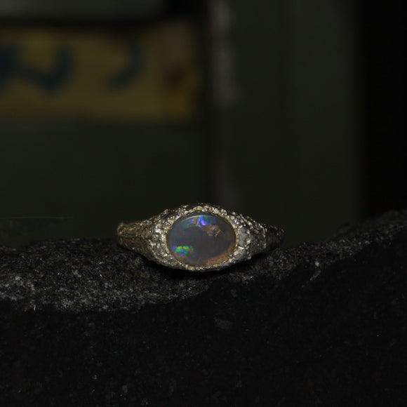 Purple and green opal ring - Size 7 / O