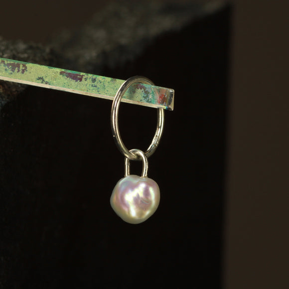 pearl earring one off