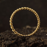 Twisted ring