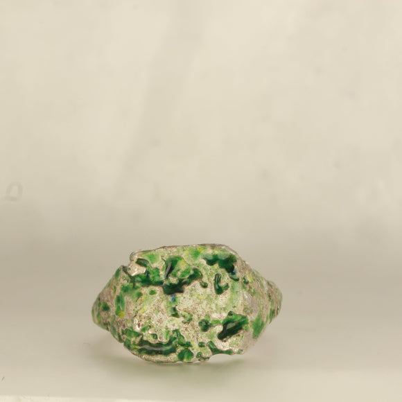 green glass enamel ring- Size 5.5 / K.5