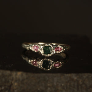 Melted teal sapphire ring double pink Size: 4.75 / J