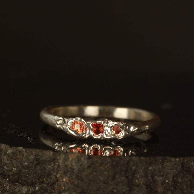 Orange sapphire melted ring- Size 7 / O