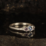 Melted blue sapphire ring Size: 8 / Q