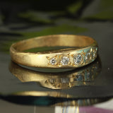 diamond curved ring - Size 7.5