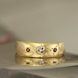 Oval diamond and tiny rubies - size 5