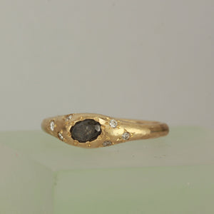 Black salt and pepper diamond ring - Size 7.5