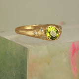 green sapphire ring - Size 8.5