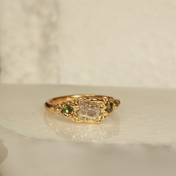 Radiant diamond ring