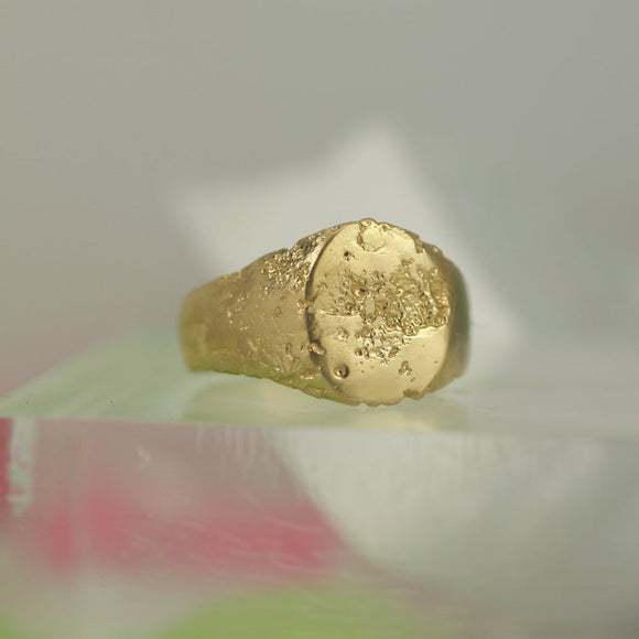 Oval sandcast signet ring