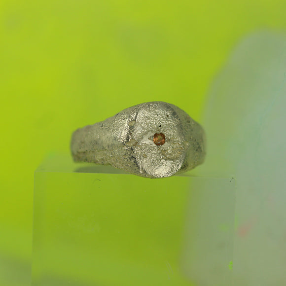 sandcast oval signet with stone