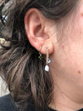 Sliding pearl earring - black tahitian pearls - one off